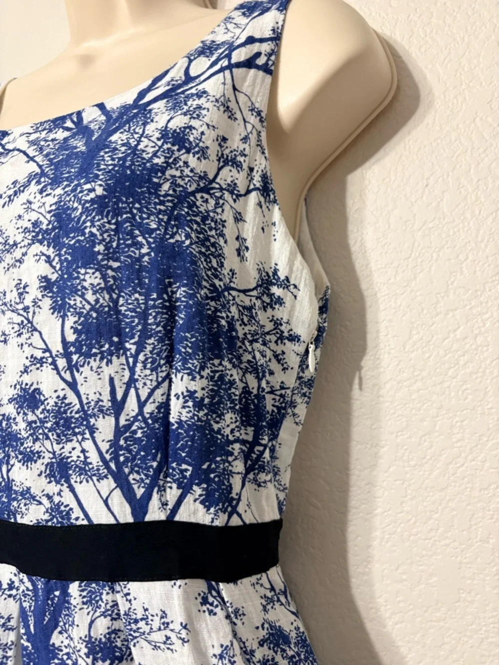 Frock Shop Blue White Toile Tree Print Sleeveless A-line Dress w Black Waist Tie - Picture 4 of 16